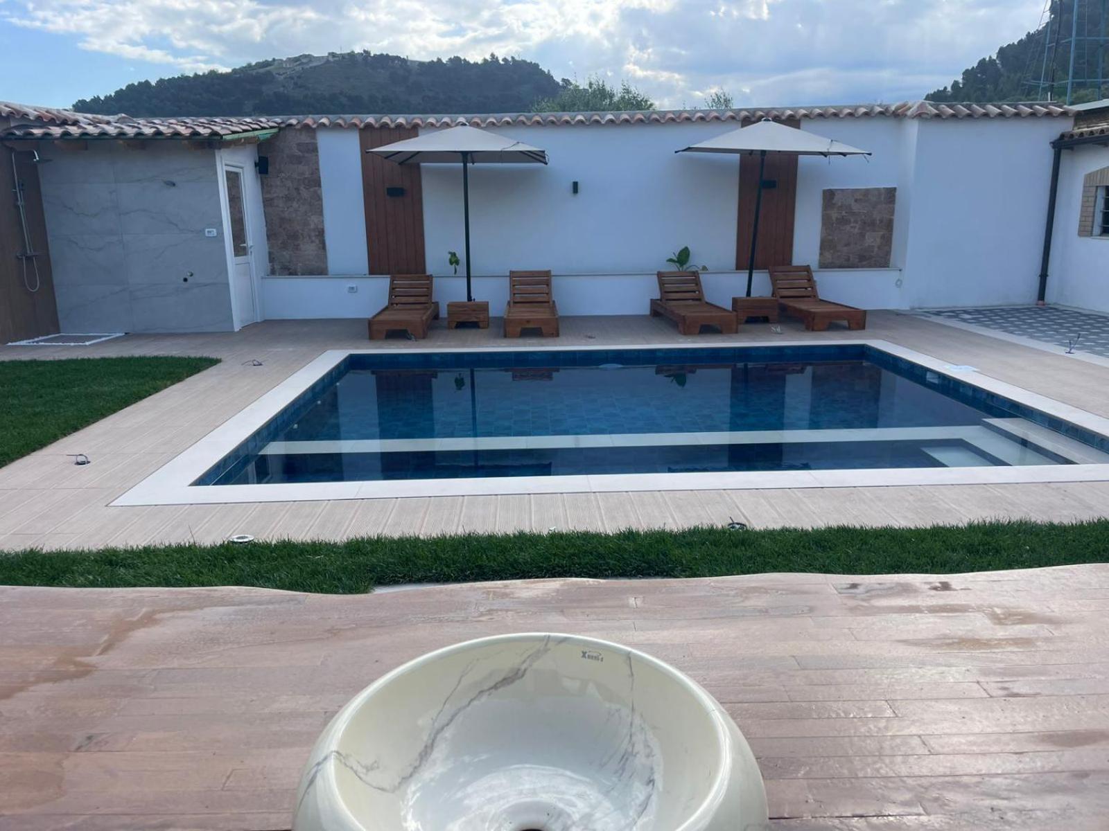 Villa Lejzo - Swimming Pool Берат Екстер'єр фото