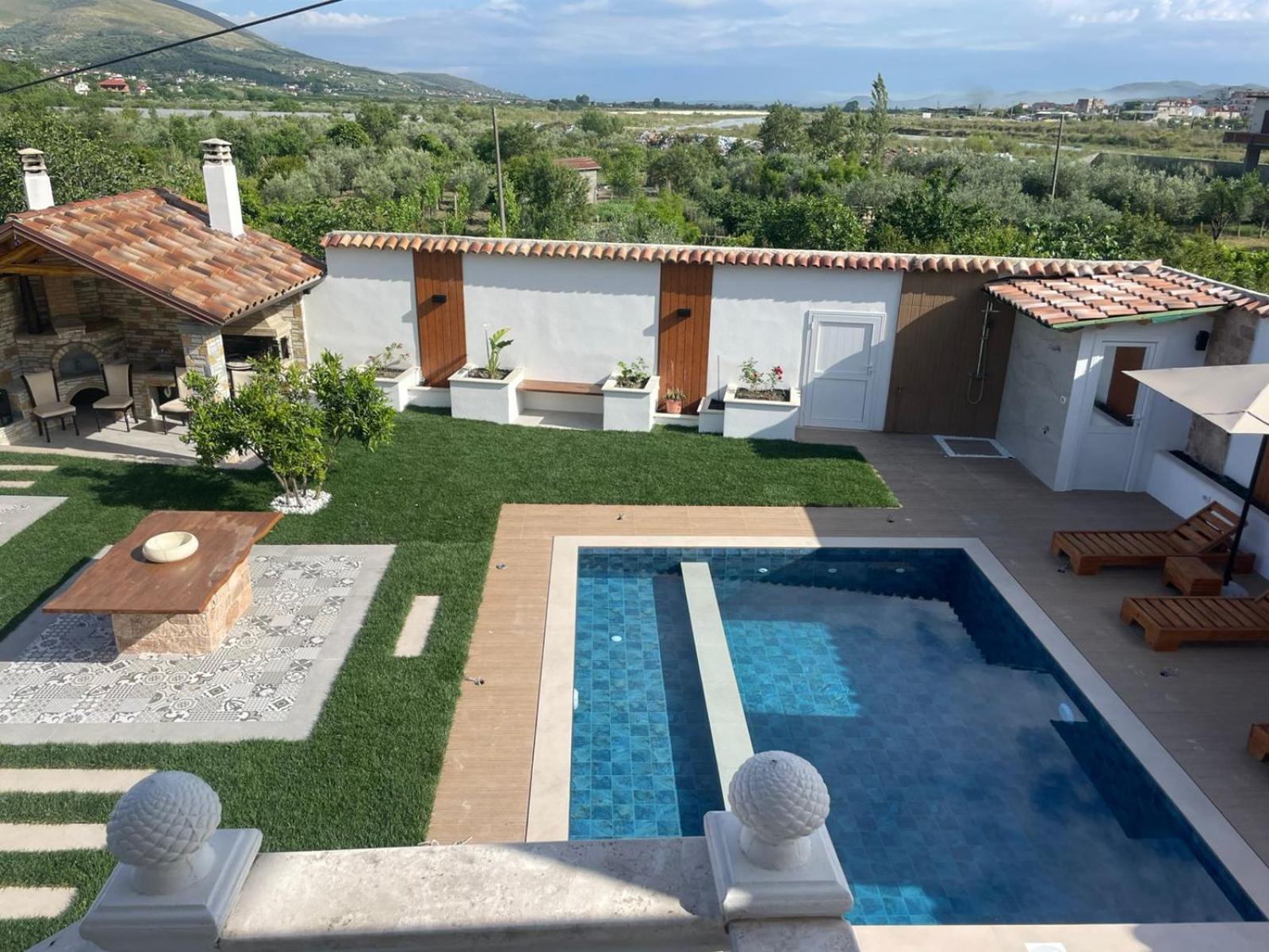 Villa Lejzo - Swimming Pool Берат Екстер'єр фото